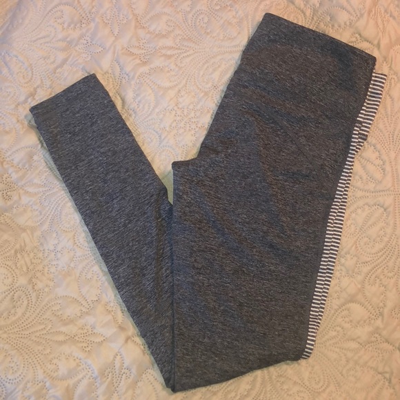 90 Degree by Reflex Gray leggings - Picture 2 of 4